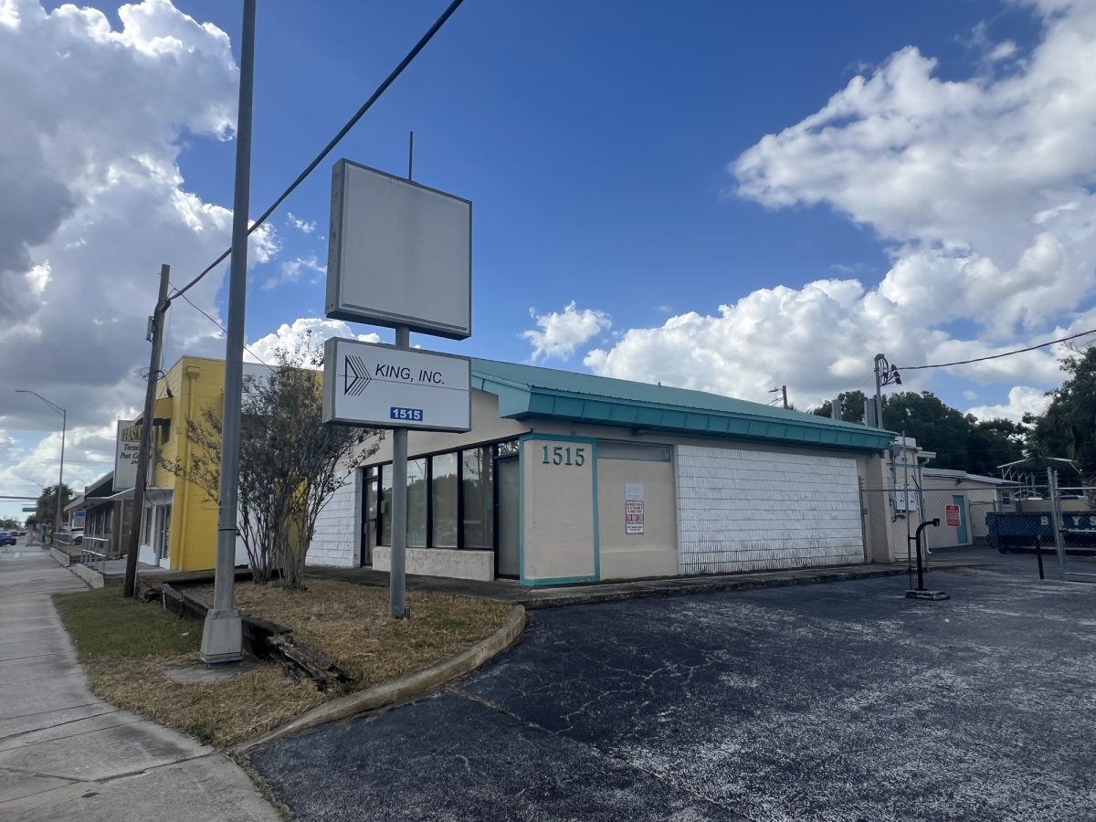 Hillsborough Ave / Seminole Heights Area Freestanding Retail with Parking